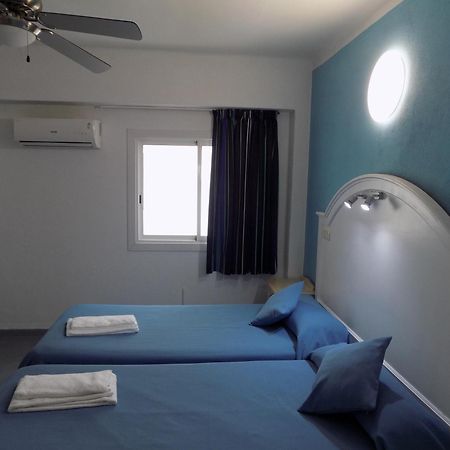 Hostal Villa Maruja El Arenal  Luaran gambar