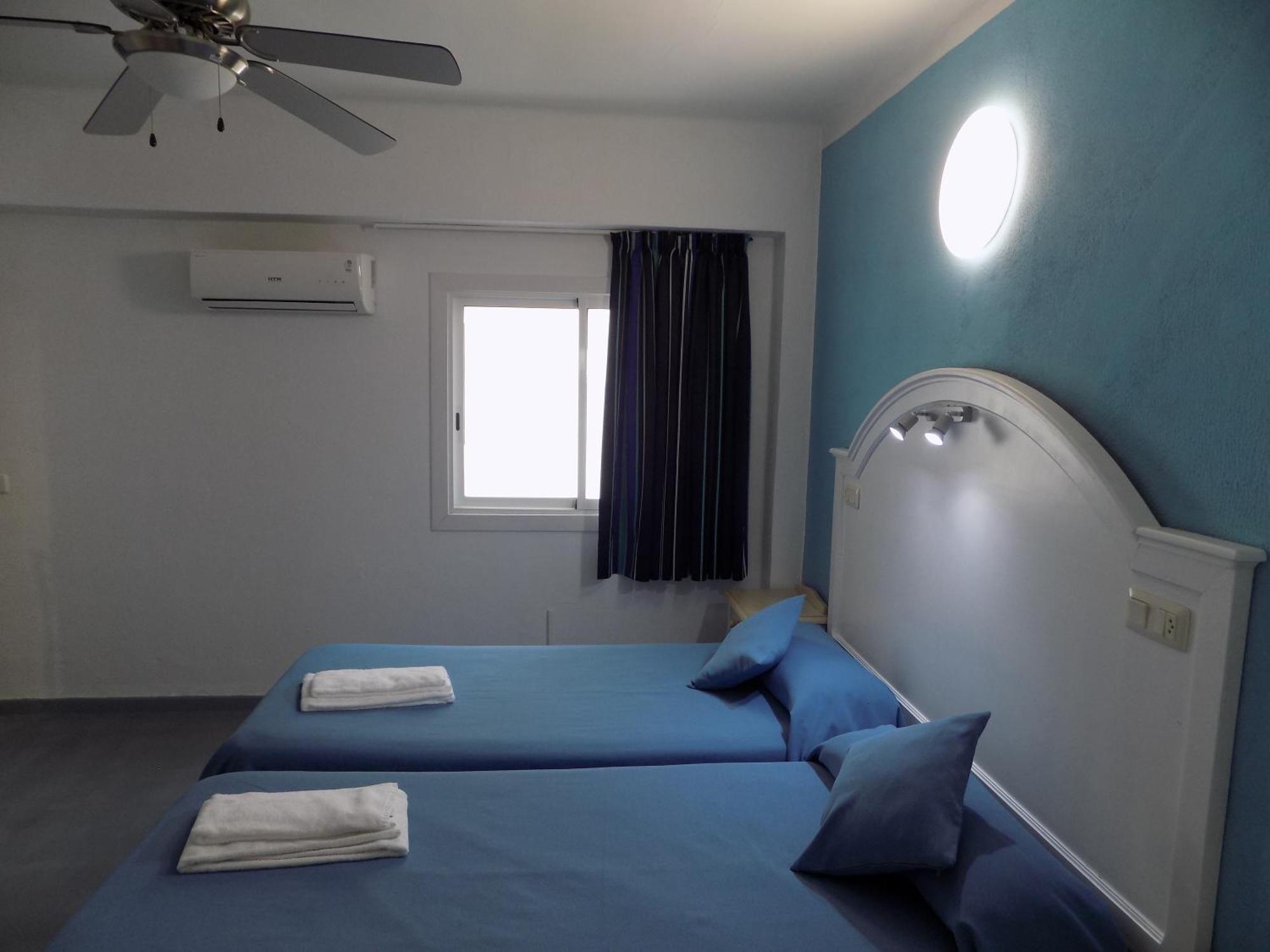 Hostal Villa Maruja El Arenal  Luaran gambar