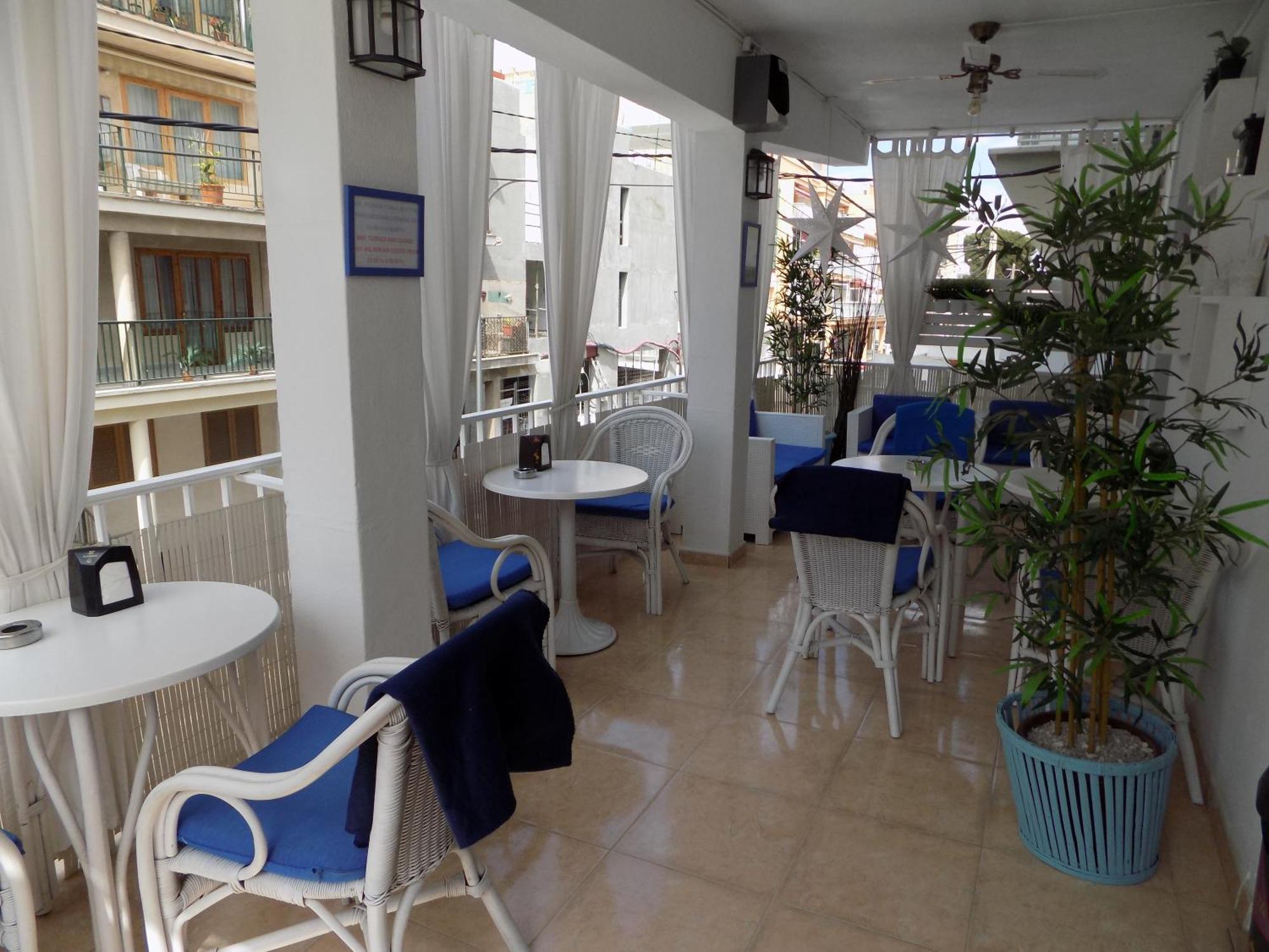 Hostal Villa Maruja El Arenal  Luaran gambar
